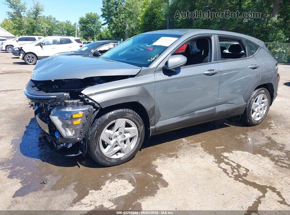 KM8HA3AB6TU360982 2026 HYUNDAI KONA Gray Առջևի ձախ երեք քառորդ տեսարան