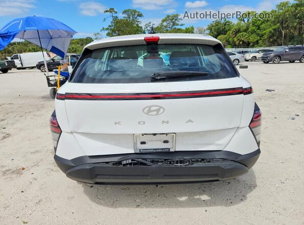 KM8HA3AB8RU091117 2024 HYUNDAI KONA White Rear view