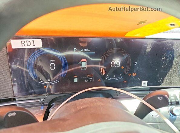 KM8HA3AB9SU326307 2025 HYUNDAI KONA Gray Vista del cuadro de instrumentos