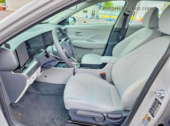 KM8HA3AB9TU349118 2026 HYUNDAI KONA Gray წინა სალონის ხედი