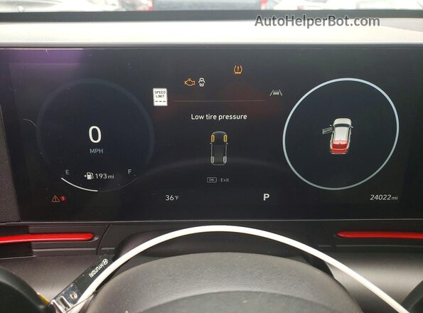 KM8HACA34RU072864 2024 HYUNDAI KONA Red Widok zestawu wskaźników
