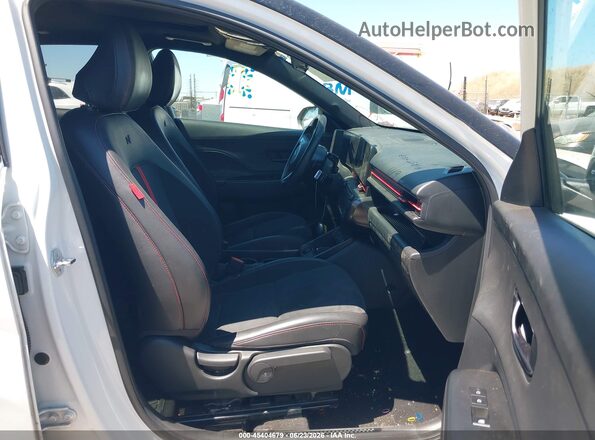 KM8HACA36RU079671 2024 HYUNDAI KONA White Սալոնի դիմացի տեսք