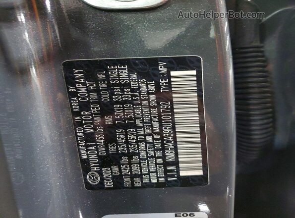 KM8HACA39RU101792 2024 HYUNDAI KONA Gray Widok komory silnika