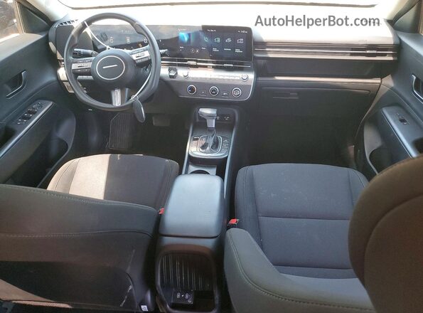 KM8HACAB3RU048322 2024 HYUNDAI KONA Charcoal Vista del salpicadero