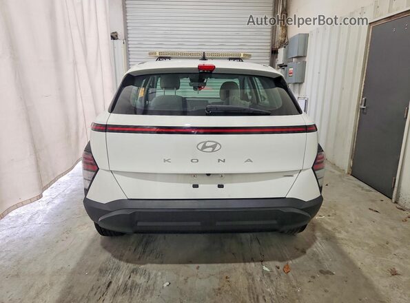 KM8HACAB7SU211284 2025 HYUNDAI KONA Белый Вид сзади