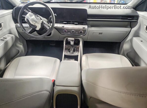 KM8HACABXRU161409 2024 HYUNDAI KONA Черный Вид панели приборов