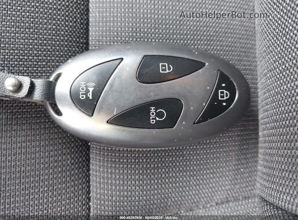 KM8HB3AB5SU233037 2025 HYUNDAI KONA White 