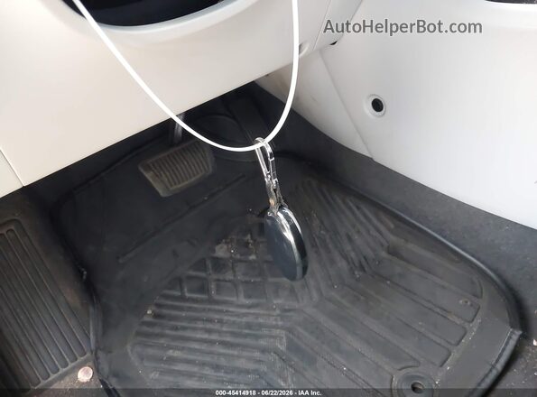 KM8HB3AB8RU169179 2024 HYUNDAI KONA Белый Вид панели приборов