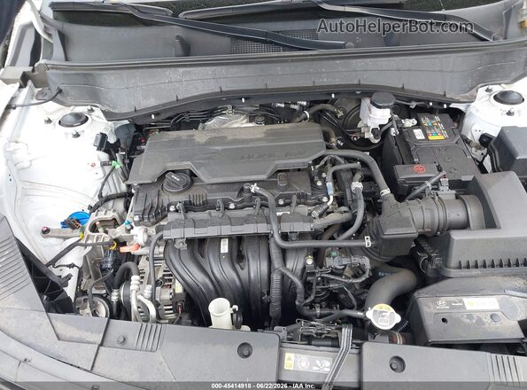 KM8HB3AB8RU169179 2024 HYUNDAI KONA Белый Вид сзади
