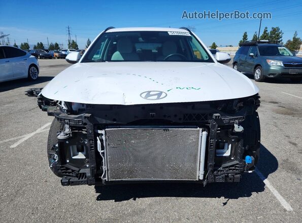 KM8HB3AB8RU184572 2024 HYUNDAI KONA White Front view