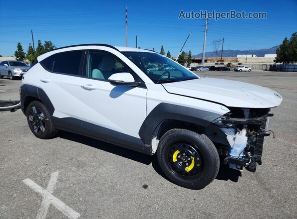 KM8HB3AB8RU184572 2024 HYUNDAI KONA White Front right