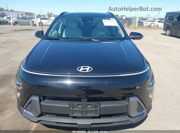 KM8HB3AB8SU332774 2025 HYUNDAI KONA Черный Вид задней части салона