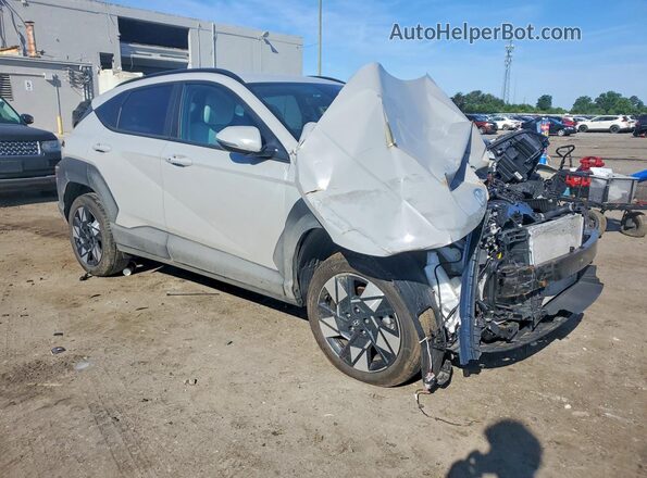 KM8HBCAB6SU339951 2025 HYUNDAI KONA Gray Front right