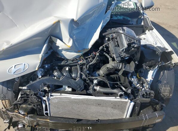 KM8HBCAB6SU339951 2025 HYUNDAI KONA Gray Engine compartment view