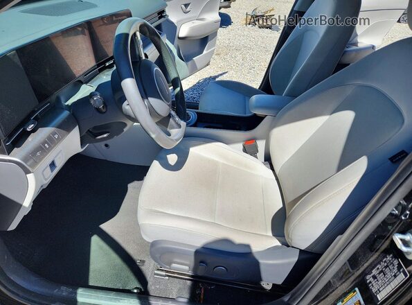 KM8HBCAB7RU159355 2024 HYUNDAI KONA Black Widok wnętrza z przodu