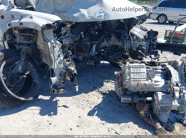 KM8HBCAB8RU117700 2024 HYUNDAI KONA Gray Widok z przodu