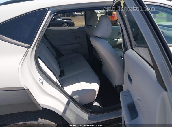 KM8HBCAB8SU253797 2025 HYUNDAI KONA Gray VIN կոդի պիտակի տեսք