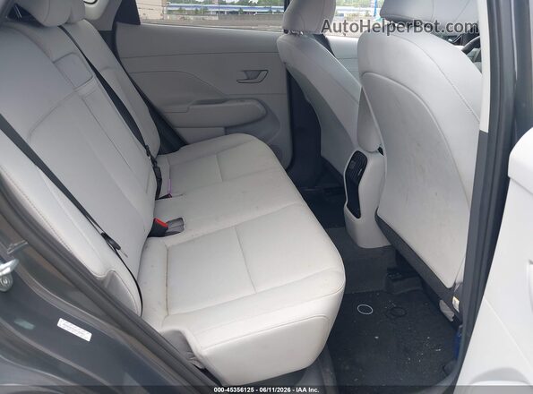 KM8HBCABXRU040490 2024 HYUNDAI KONA Gray Вид наклейки з VIN-кодом