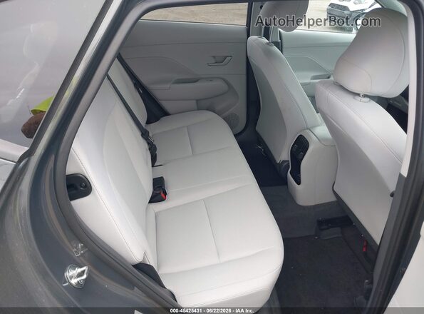 KM8HBCABXRU173296 2024 HYUNDAI KONA Gray Vista de la etiqueta del VIN