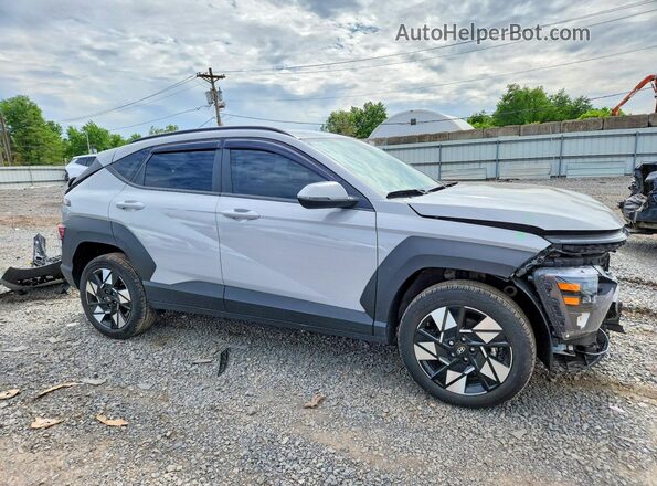 KM8HCCABXRU046318 2024 HYUNDAI KONA Gray Przód prawy