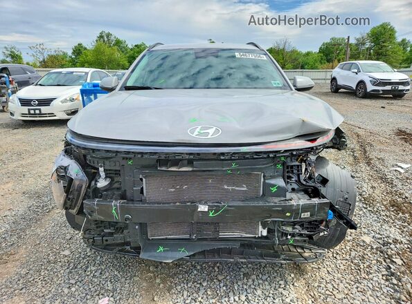 KM8HCCABXRU046318 2024 HYUNDAI KONA Gray Widok z przodu