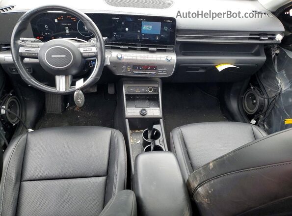 KM8HE3A3XRU028596 2024 HYUNDAI KONA Black წინა პანელის ხედი