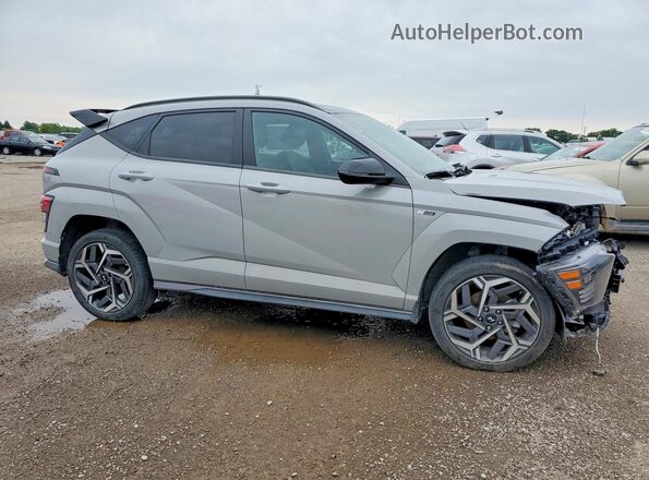 KM8HECA39RU038536 2024 HYUNDAI KONA Серый Передняя правая четверть