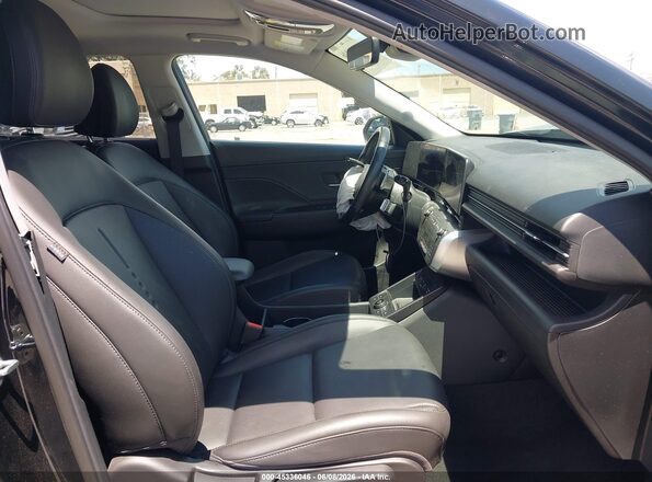 KM8HECA39RU097442 2024 HYUNDAI KONA Черный Вид салона спереди