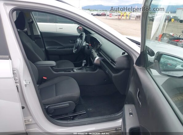 KM8HF3AB2TU443424 2026 HYUNDAI KONA Gray Vista interior delantera