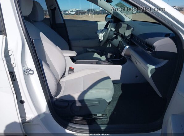 KM8HF3AB8TU360645 2026 HYUNDAI KONA White Вид салону спереду