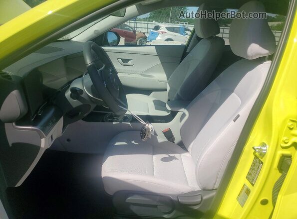KM8HFCAB6TU361311 2026 HYUNDAI KONA Зеленый Вид салона спереди