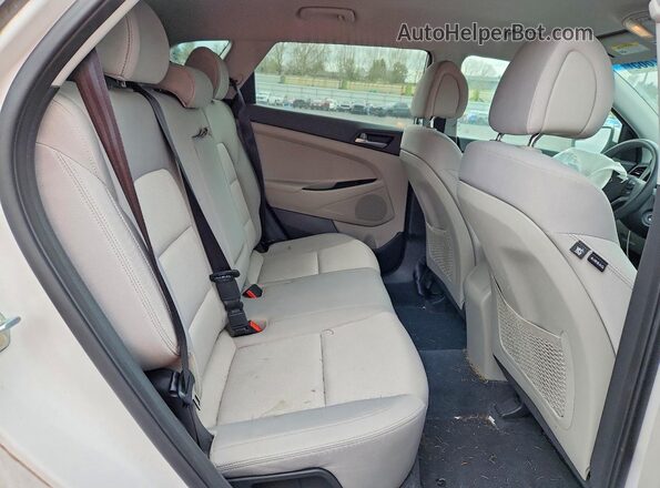 KM8J23A48HU288545 2017 HYUNDAI TUCSON White Rear seats view