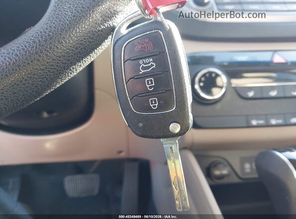 KM8J2CA44JU684350 2018 HYUNDAI TUCSON White Dashboard view