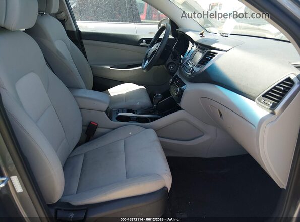 KM8J2CA46JU680977 2018 HYUNDAI TUCSON Gray 