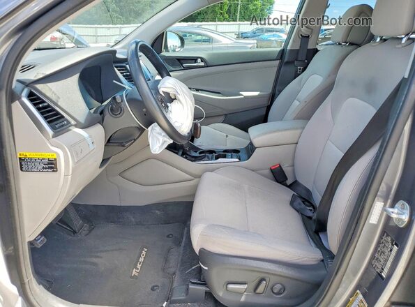 KM8J33A20JU683885 2018 HYUNDAI TUCSON Gray Front interior view