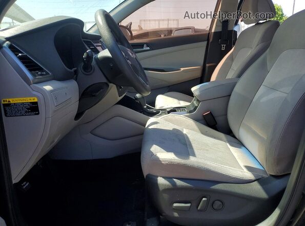 KM8J33A24GU047706 2016 HYUNDAI TUCSON Black Вид салону спереду