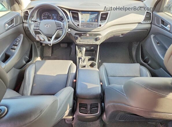KM8J33A24GU203467 2016 HYUNDAI TUCSON Угольный Вид панели приборов