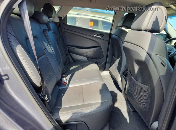KM8J33A24GU203467 2016 HYUNDAI TUCSON Угольный Вид задней части салона