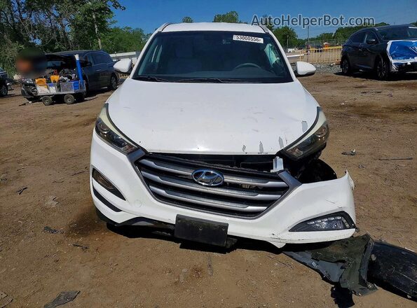 KM8J33A26HU504758 2017 HYUNDAI TUCSON White Widok z przodu