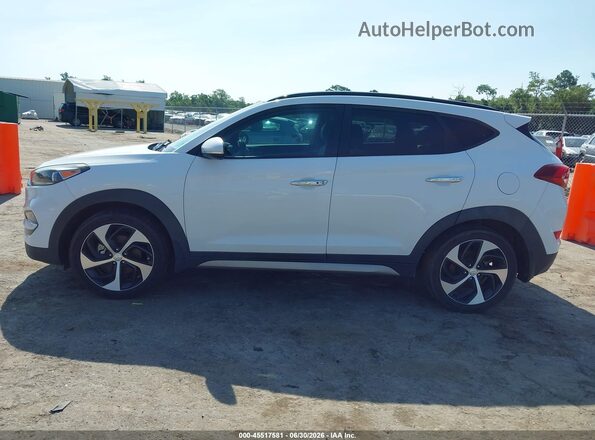 KM8J33A28HU303377 2017 HYUNDAI TUCSON White Widok wnętrza 360 stopni