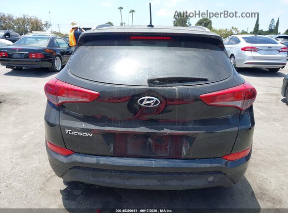 KM8J33A43HU580682 2017 HYUNDAI TUCSON Black 