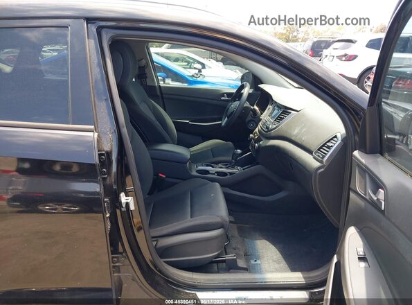 KM8J33A43HU580682 2017 HYUNDAI TUCSON Black 