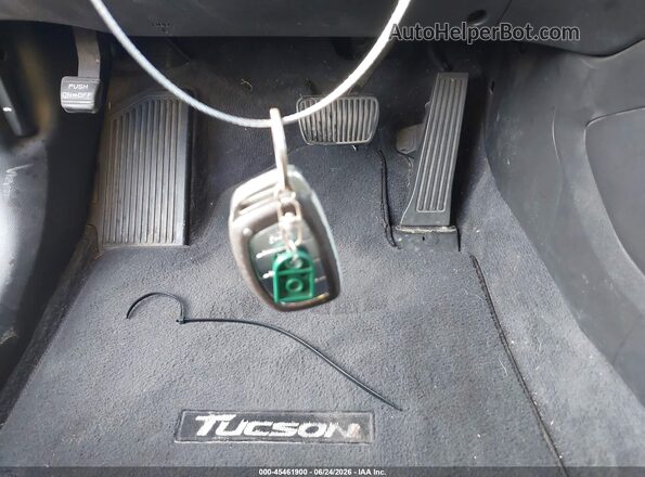 KM8J33A44HU539249 2017 HYUNDAI TUCSON Черный Вид панели приборов