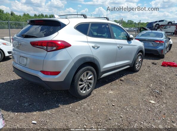 KM8J33A44JU689531 2018 HYUNDAI TUCSON Silver Trasero derecho