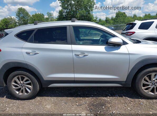 KM8J33A44JU689531 2018 HYUNDAI TUCSON Silver Vista interior de 360 grados