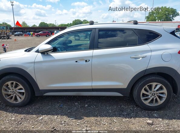 KM8J33A44JU689531 2018 HYUNDAI TUCSON Silver 