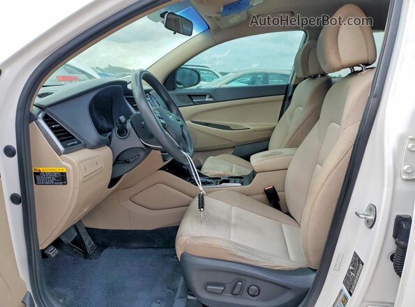 KM8J33A45GU145709 2016 HYUNDAI TUCSON White Front interior view