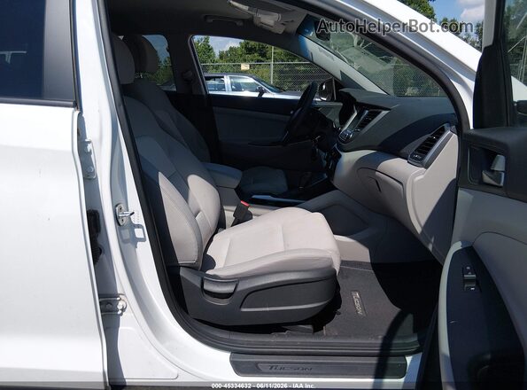 KM8J33A46JU691085 2018 HYUNDAI TUCSON Белый 