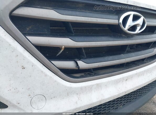 KM8J33A47GU226985 2016 HYUNDAI TUCSON White Front view