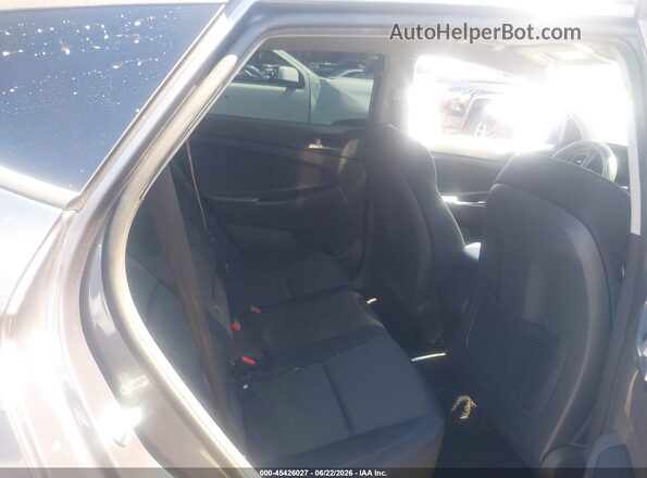 KM8J33A47JU768921 2018 HYUNDAI TUCSON Серый Вид наклейки с VIN-кодом